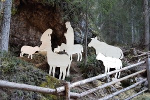 Weihnachtsmarkt am Karersee